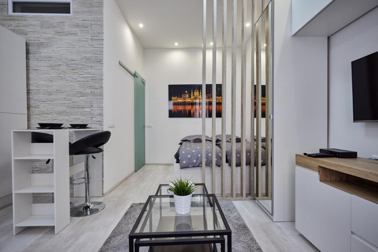 Cozy Little Apartment In Downtown Budapest Exteriör bild